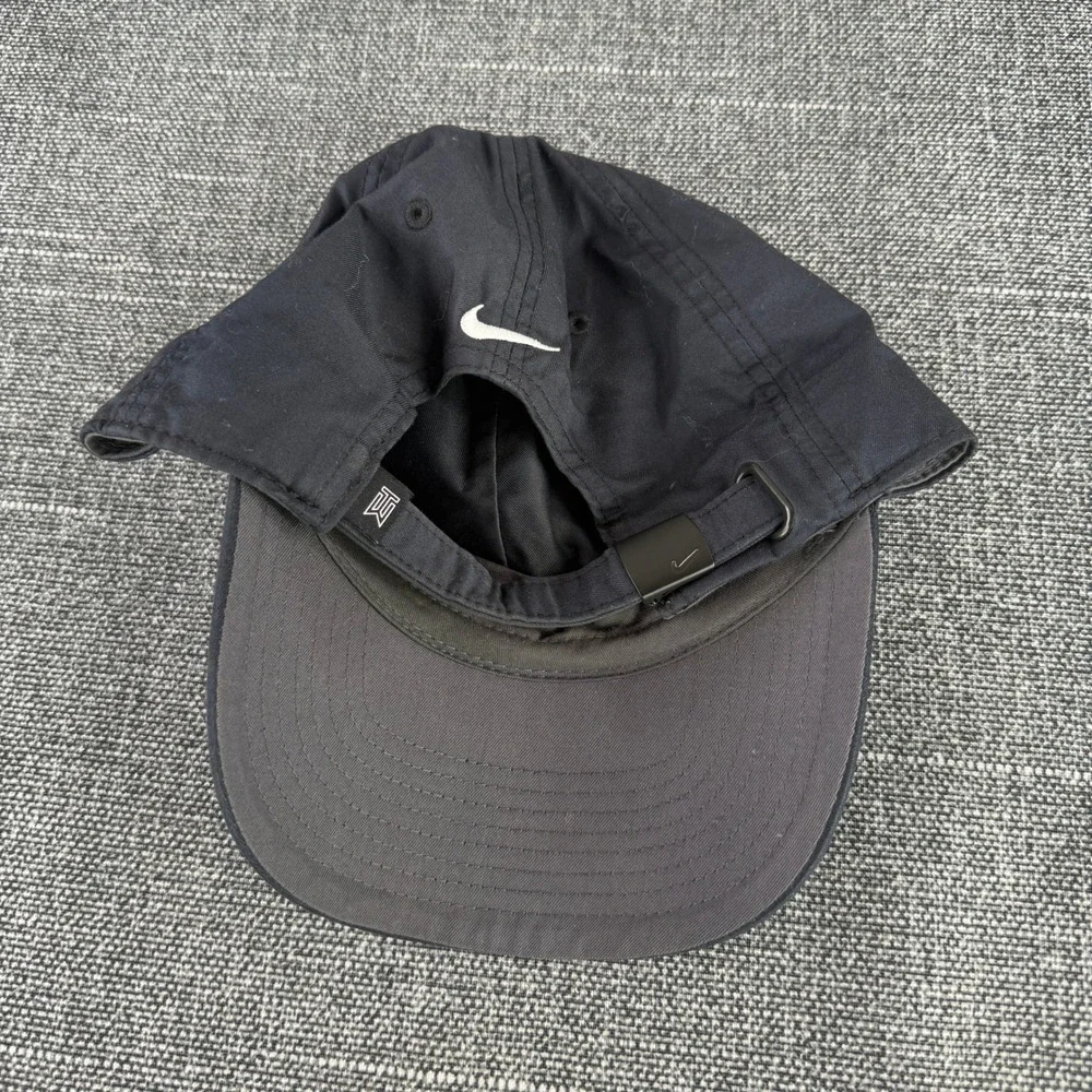 Nike Tiger Woods Frank Golf Hat Strap Back Black Heritage86 Dri-FIT Tiger Logo